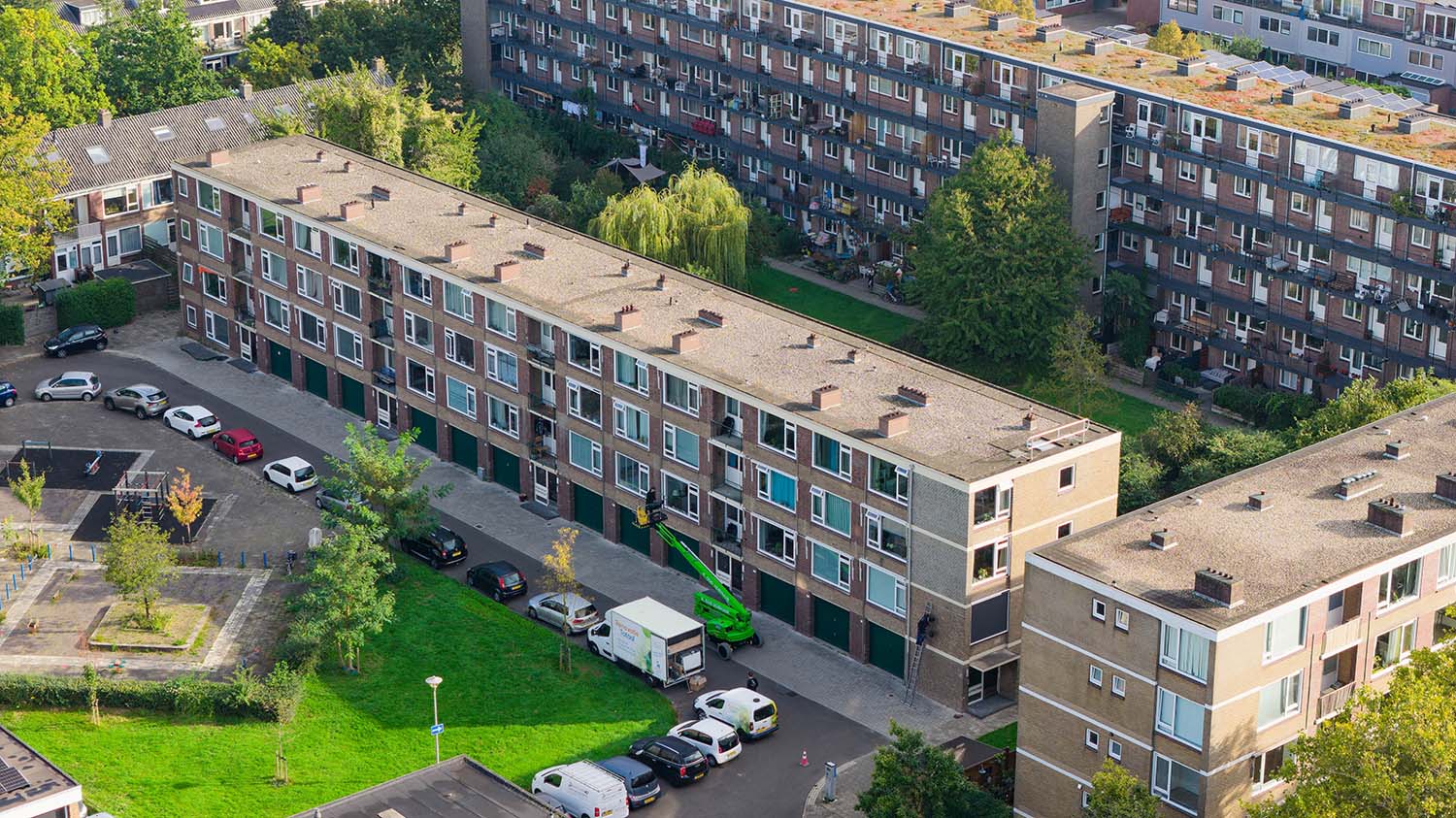 Droneshot isolatieproject zakelijk woningcorporatie en vve